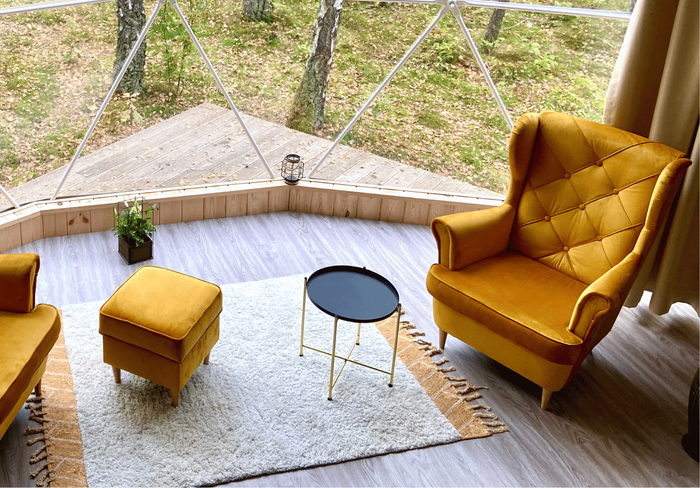 Rio gesteppter Sessel im skandinavischen Stil