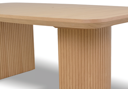 Tisch, Esstisch Auf Gerillten Beinen T71