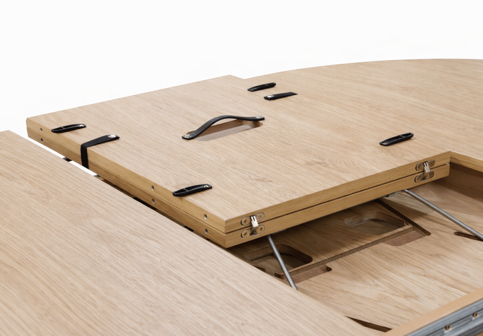 Ausziehbarer runder Tisch mit geriffeltem Tischbein, 130–180 cm, Modell T68